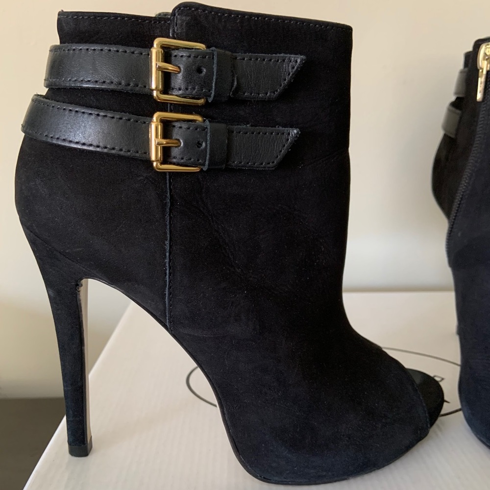 Steve Madden open toe black suede booties - Picture 2 of 11